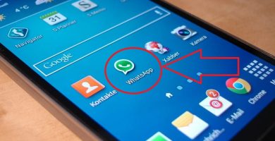 whatsapp se ha detenido inesperadamente solucion