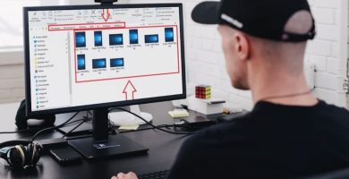 en que carpeta estan los fondos de pantalla de windows 10