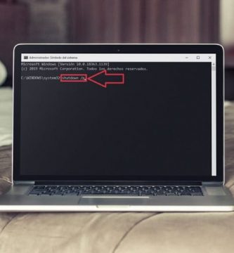 como apagar una computadora desde cmd windows 10.